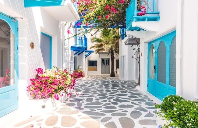 santorini.jpg