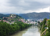 Gruzie: levné letenky - Tbilisi s odletem z Prahy již od 4 999 Kč