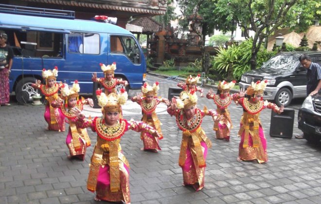 denpasar foto.jpg