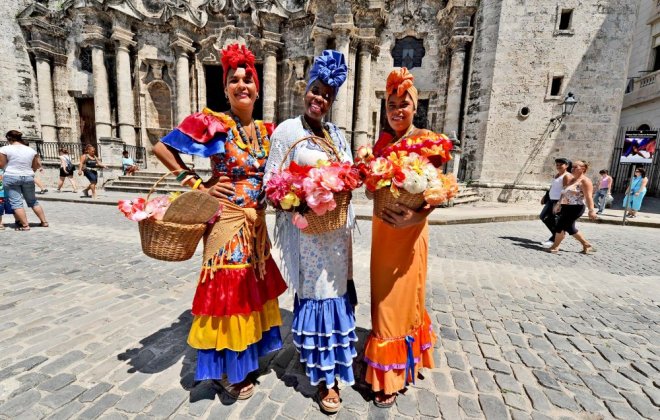 Cuba-Women.jpg