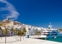 Levné letenky Vídeň Ibiza a zpět  za 1579 Kč