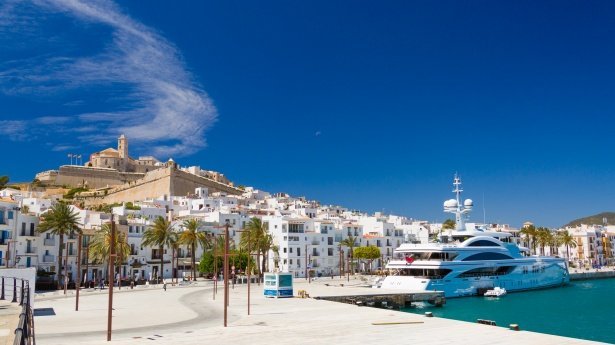 ibiza-town-view-1465840328S6U (1).jpg