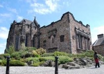 Mimořádná nabídka letenek Vídeň Edinburgh a zpět již od 1234 Kč