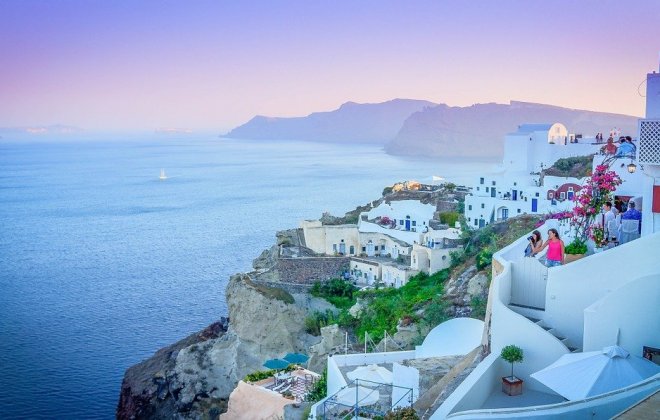santorini.jpg