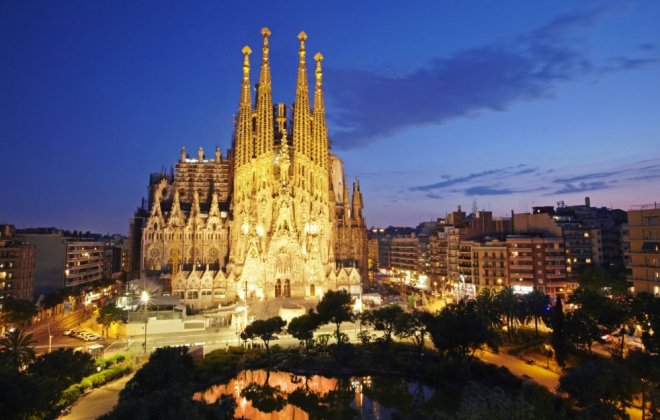 Barcelona-Cathedral-Exterior.jpg