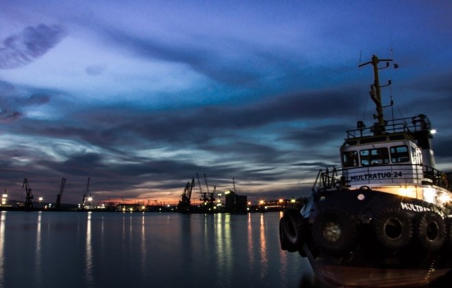 port-burgas-2087497_960_720 (1).jpg