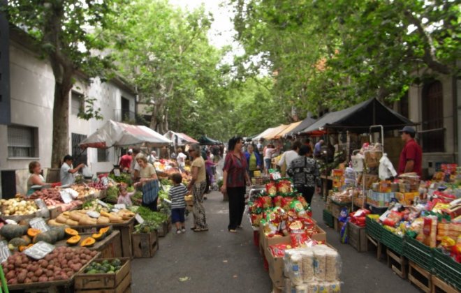 montevideo market.jpg