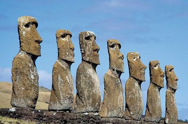 Tajemné hlavy na Velikonočním ostrově