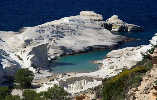 Sarakiniko-Milos.jpg