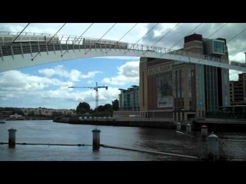 Millenium Bridge closing