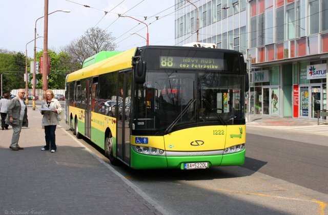 Bus.jpg