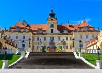 3 denní vinařský pobyt pro 2 osoby - Valtice již od 1 899 Kč s degustací vína vč. rautu
