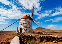 8 denní dovolená - Kanárské ostrovy –	Fuerteventura s odletem z Prahy již od 11 990 Kč