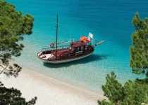 8 denní dovolená - řecký ostrov Zakynthos s odletem z Prahy již od 5 950 Kč